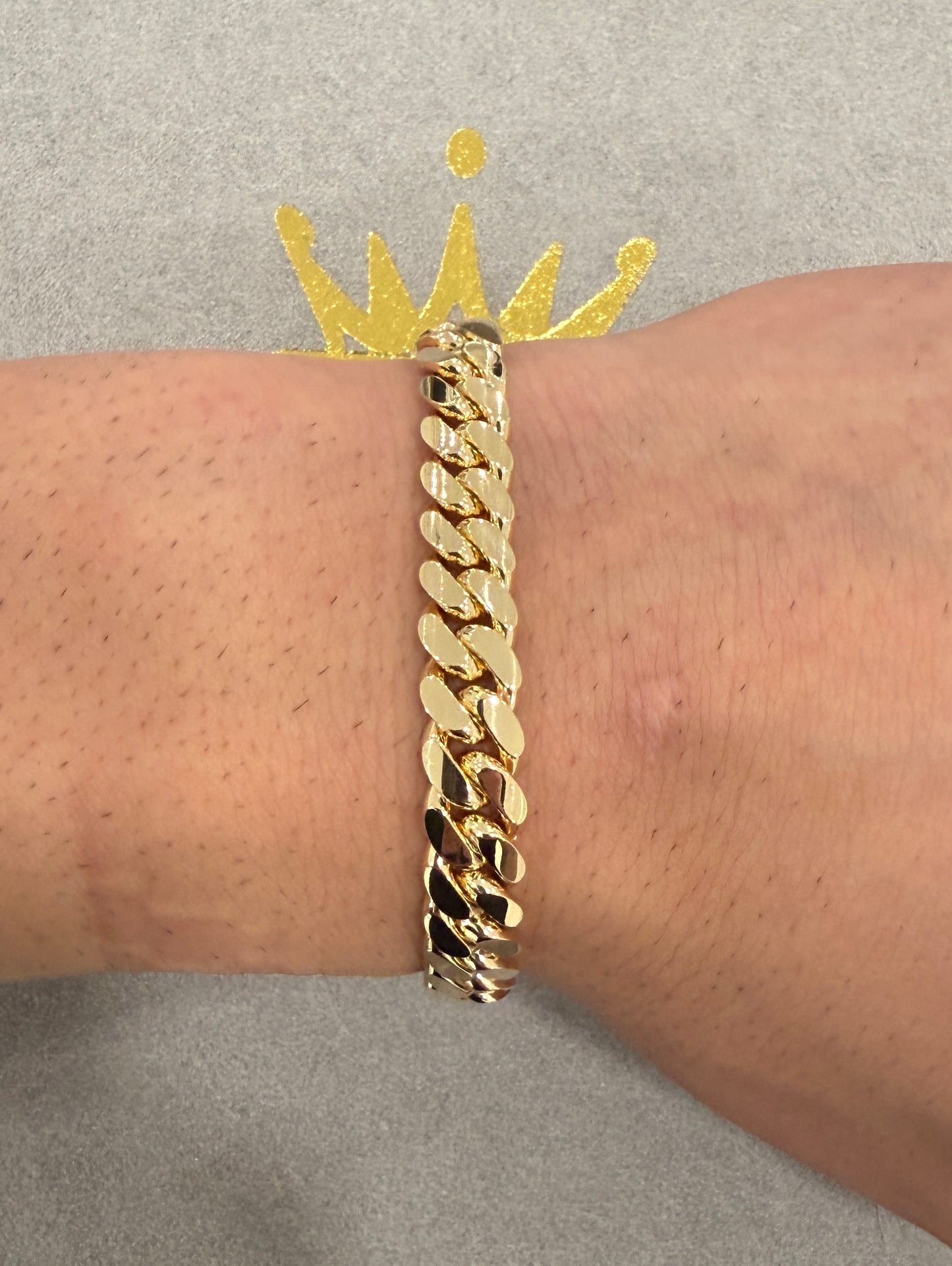 10k solid cuban link bracelet 8.5-9mm estimated weight 45g