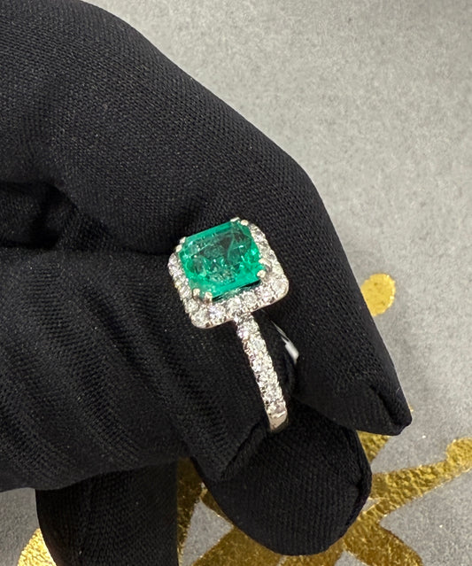 14k natural emerald 2.12ct & natural diamonds white gold