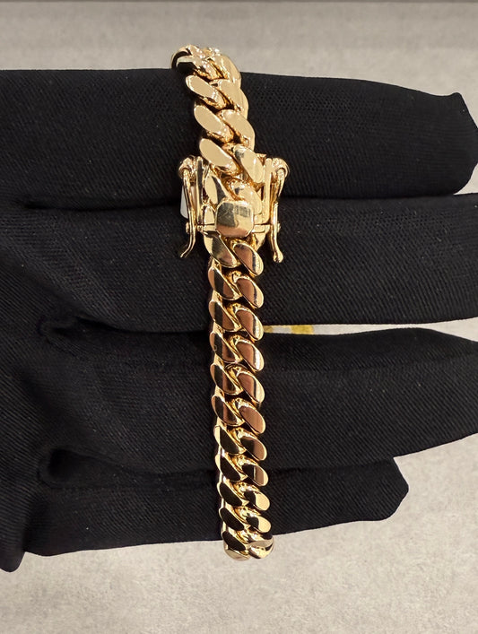 10k solid cuban link bracelet 8.5-9mm estimated weight 45g